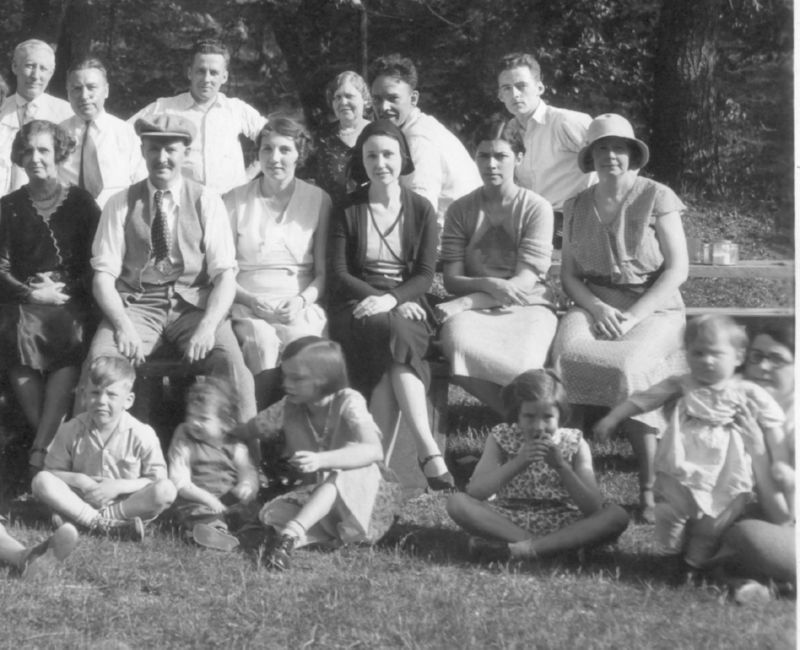 291Jepson Picnic 1930, front Bill,Jean Jepson 